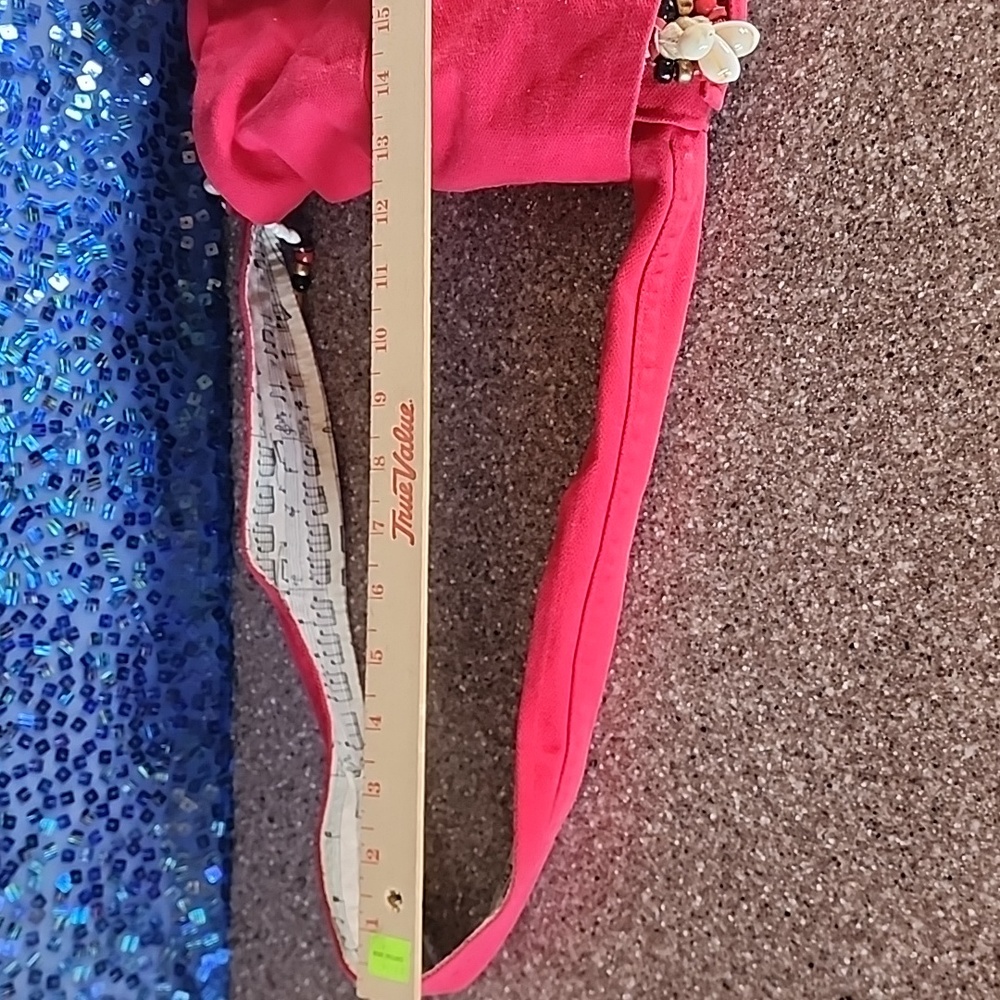 Wrangler, Red Shell and Music Design Shoulder Bag . - Picture 15 of 15